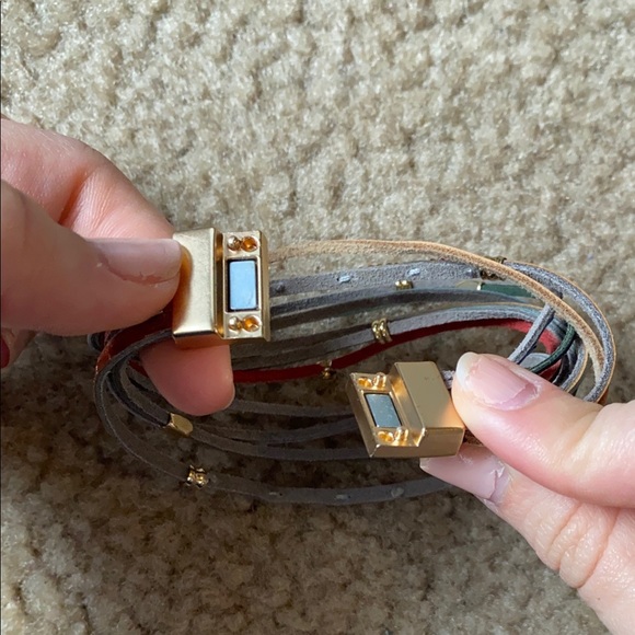 multi bangle bracelet- free if added to bundle 🤩 - Picture 7 of 11